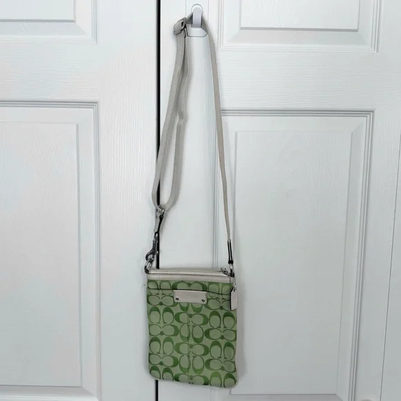 Vintage 90’s Coach Lime Green Signature Monogram Pattern Canvas Crossbody Bag - Picture 2 of 15